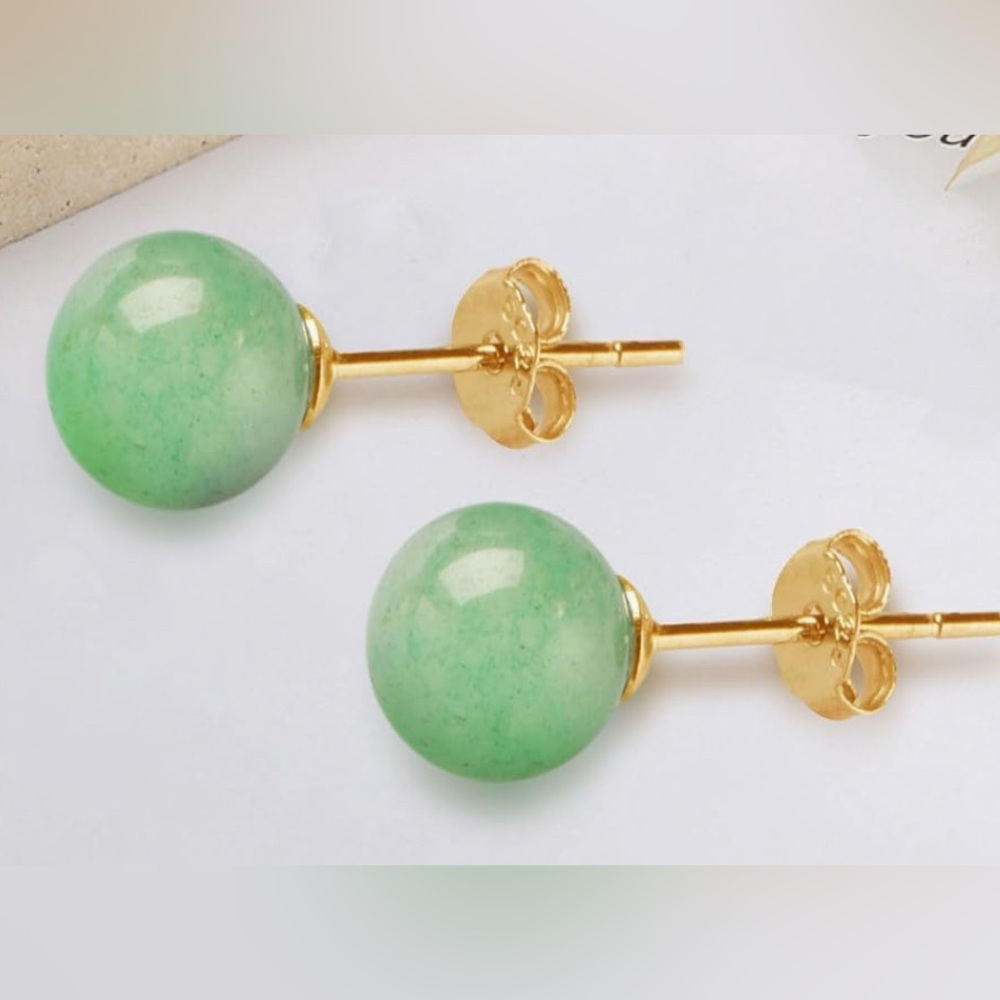Gorgeous 18KT Over brass Dillards Jade Stud earrings